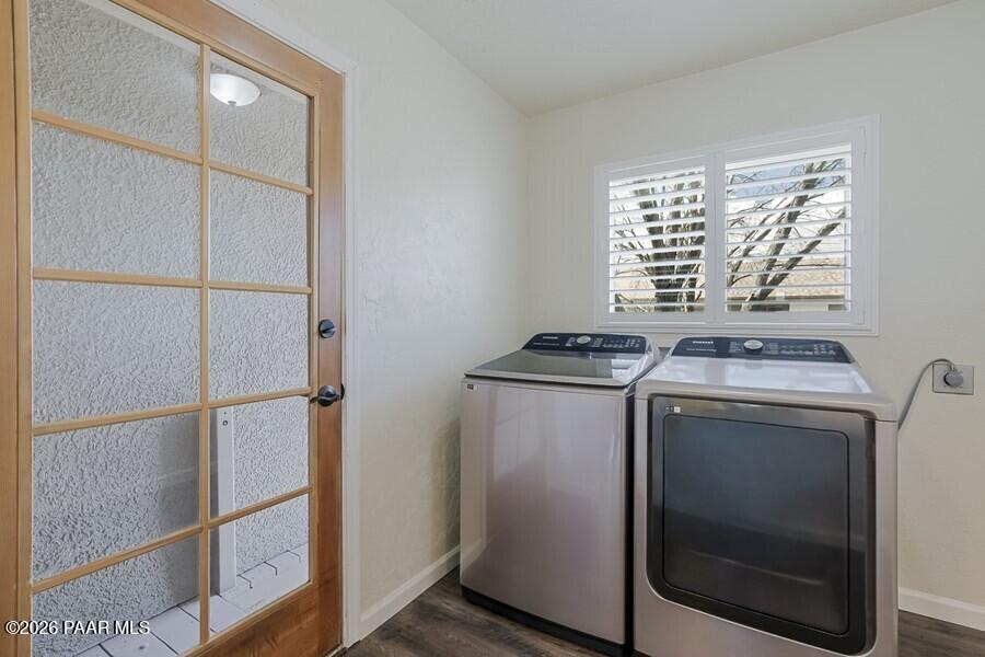 4920 North Badger Road Prescott Valley, AZ 86314 - Photo 19 of 28 Newer Washer Dryer convey