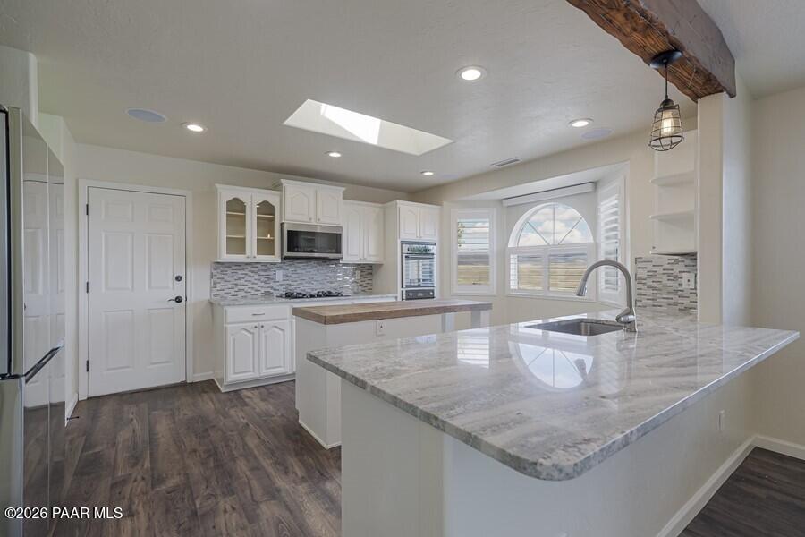 4920 North Badger Road Prescott Valley, AZ 86314 - Photo 3 of 28 Updated Modern Kitchen