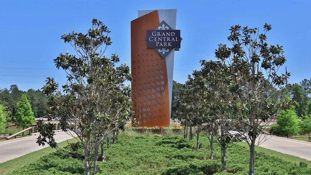 $599,900 | 522 Black Creek Trail, Conroe, TX 77304