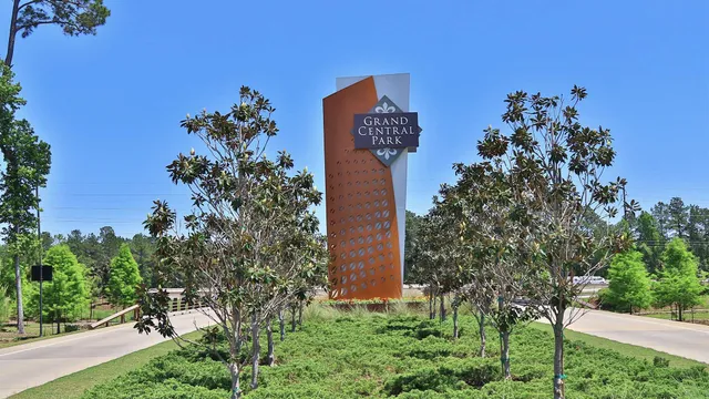 $599,900 | 522 Black Creek Trail, Conroe, TX 77304