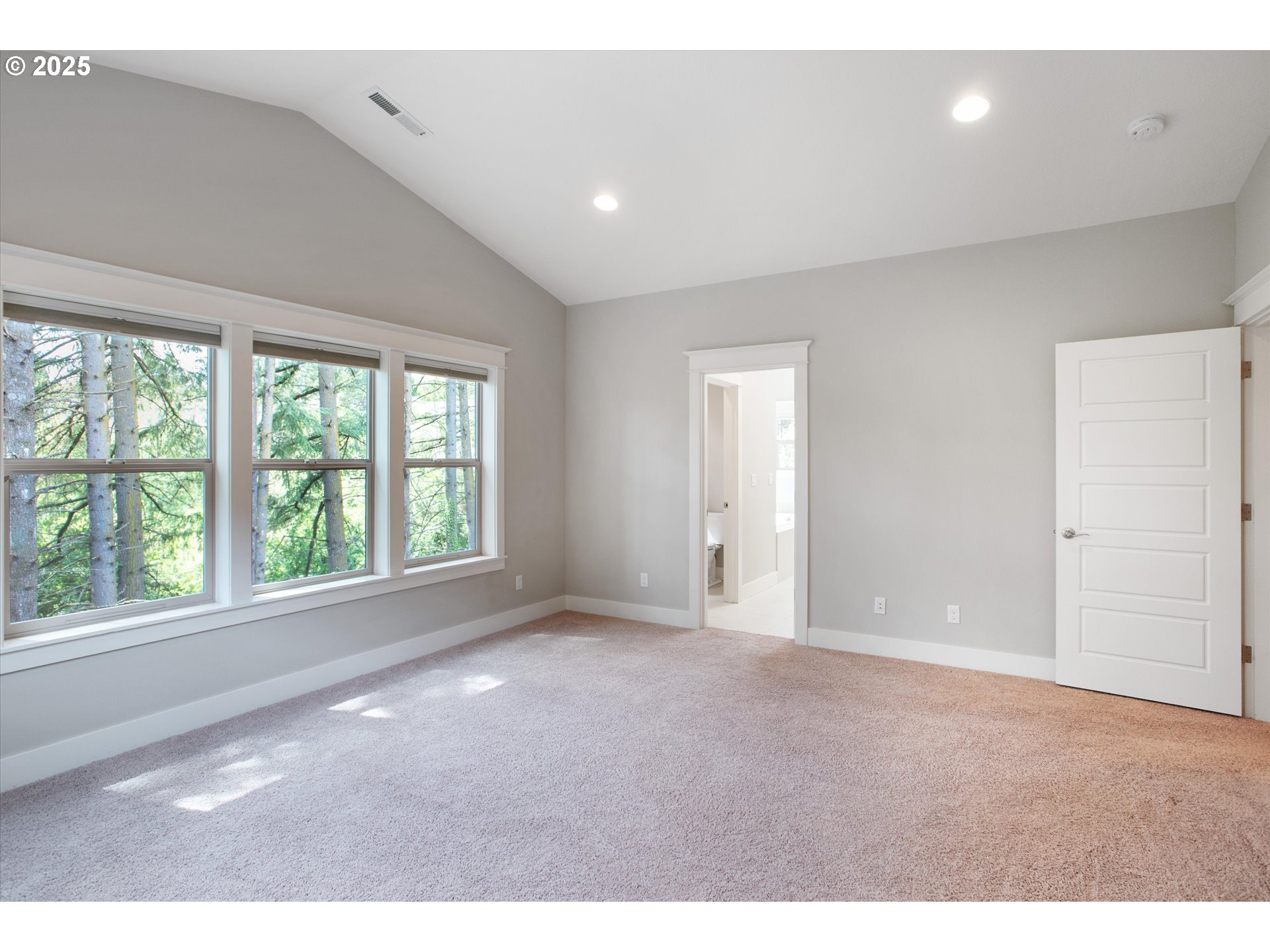 14320 Southwest Fox Lane Beaverton, OR 97008 - Photo 22 of 48 a view of an empty room with a window
