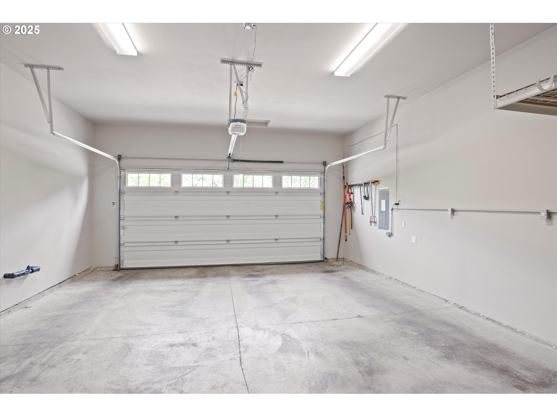 14320 Southwest Fox Lane Beaverton, OR 97008 - Photo 41 of 48 a view of a garage room