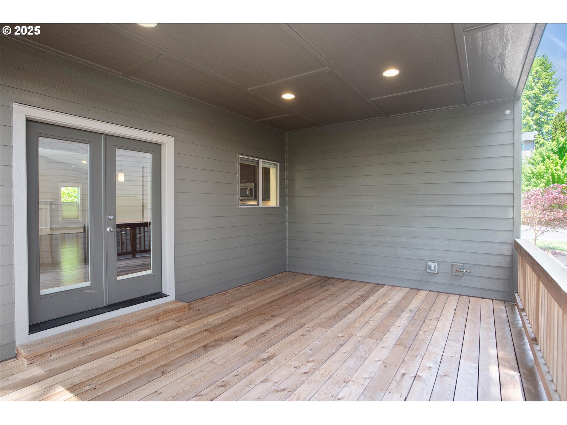 14320 Southwest Fox Lane Beaverton, OR 97008 - Photo 45 of 48 a view of an empty room with a window