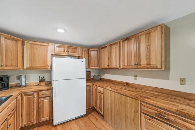 $1,900 | 17 Basin Road, Alton, NH 03809