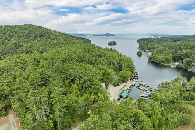 $1,900 | 17 Basin Road, Alton, NH 03809