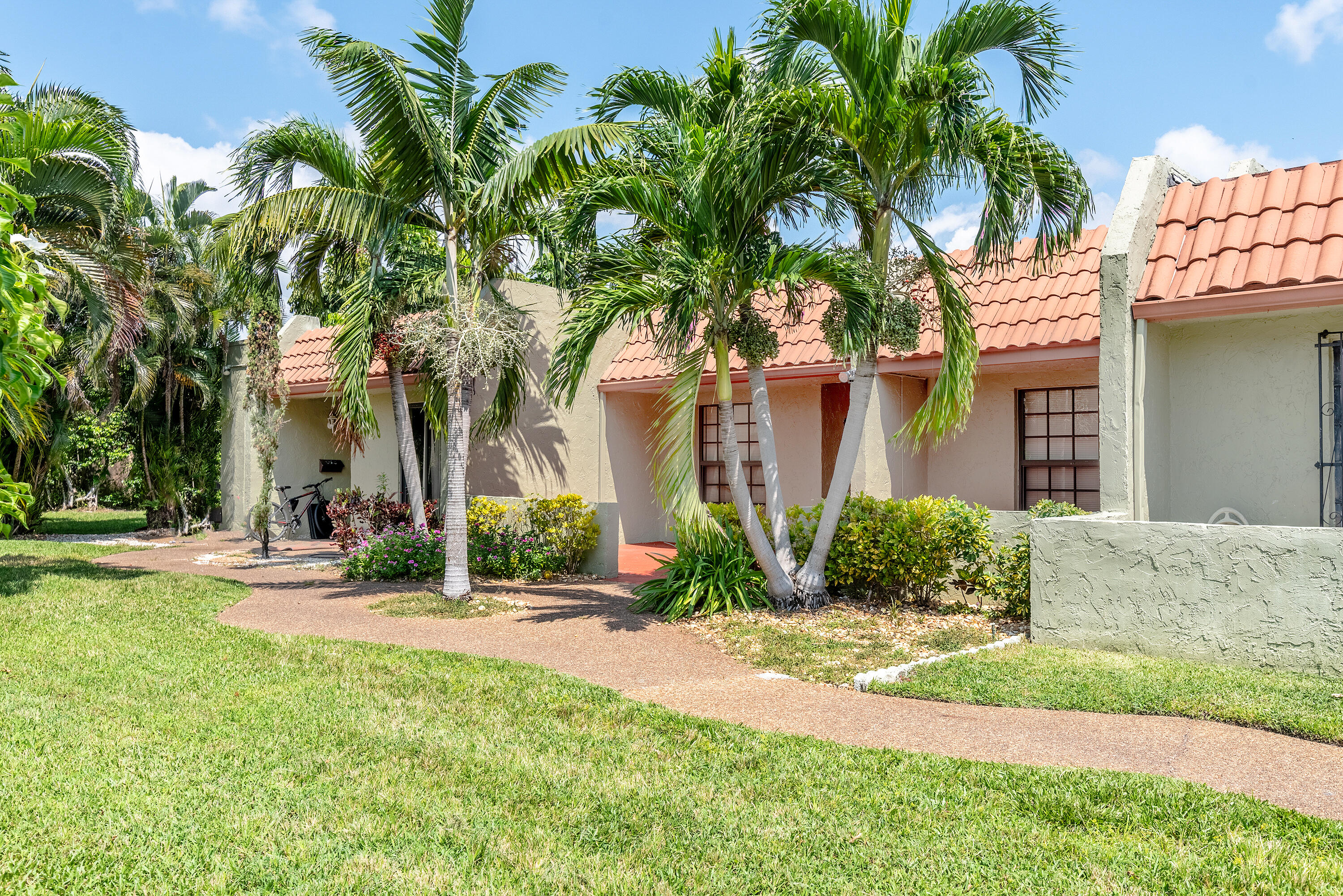 155 Southeast 7th Street Deerfield Beach, FL 33441 - Photo 22 of 24 155SE7thStreetDeerfield-37