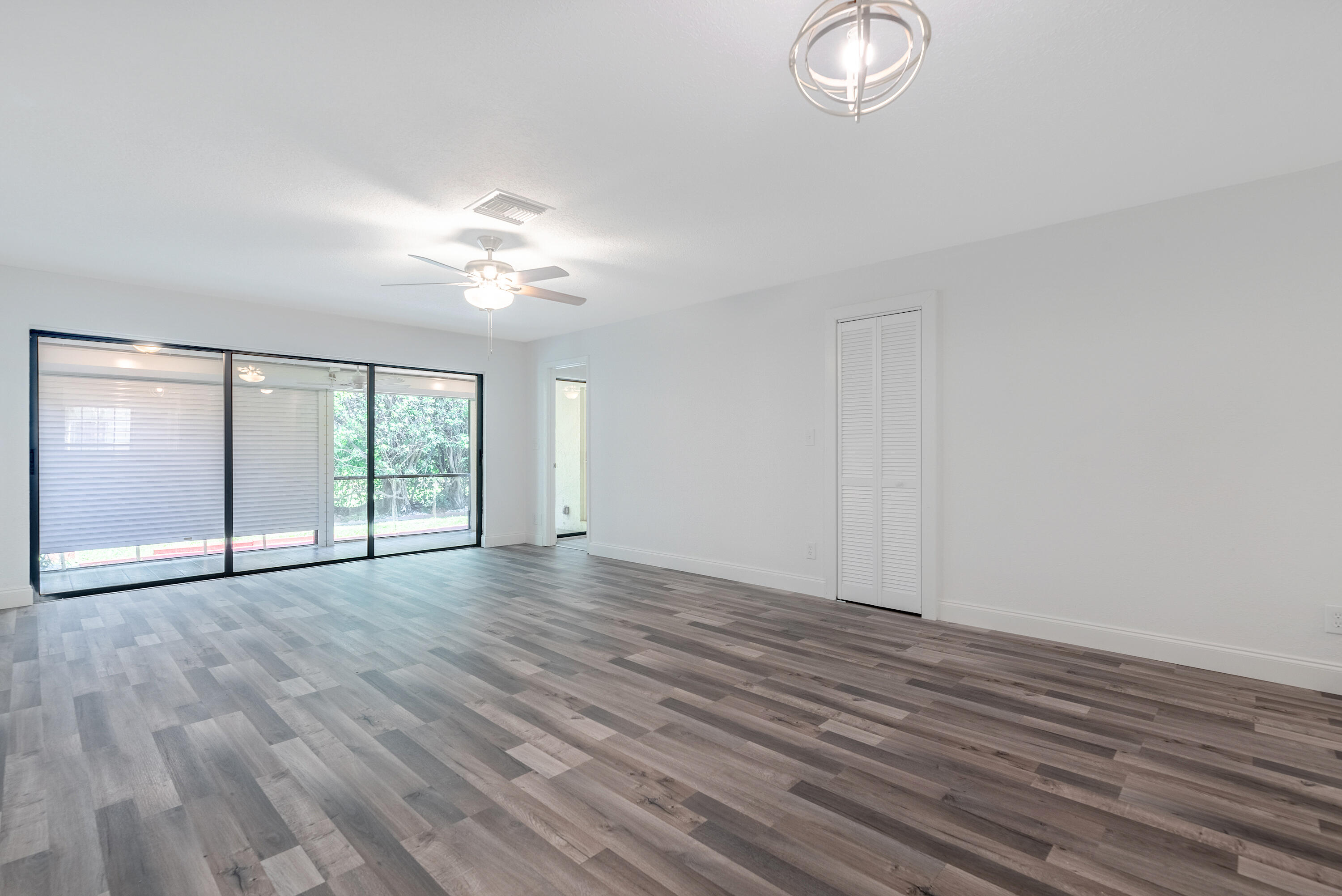 155 Southeast 7th Street Deerfield Beach, FL 33441 - Photo 10 of 24 155SE7thStreetDeerfield-3