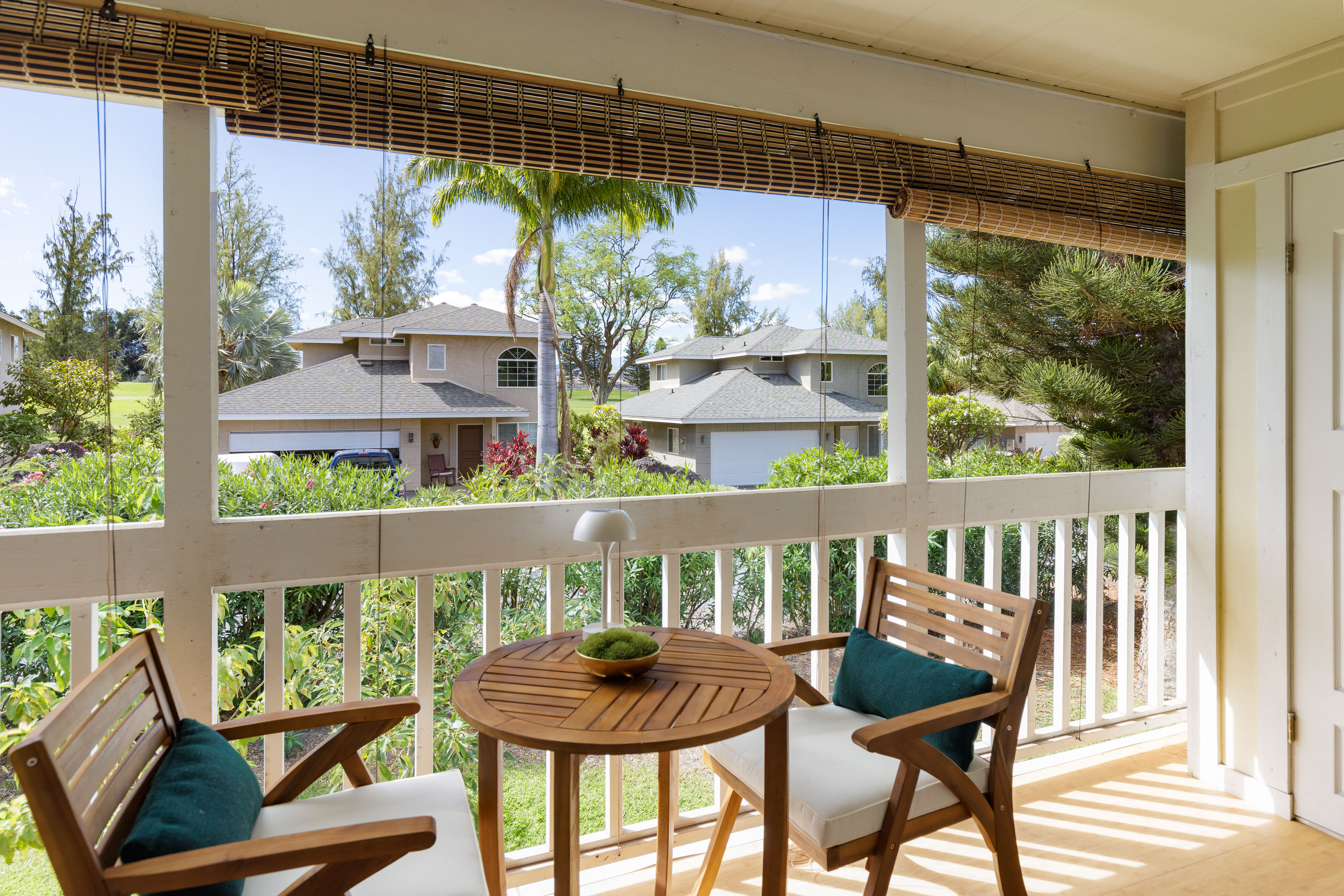 68-3890 Lua Kula Street, Unit 1408 Waikoloa, HI 96738 - Photo 9 of 22 a view of a chairs and table in patio