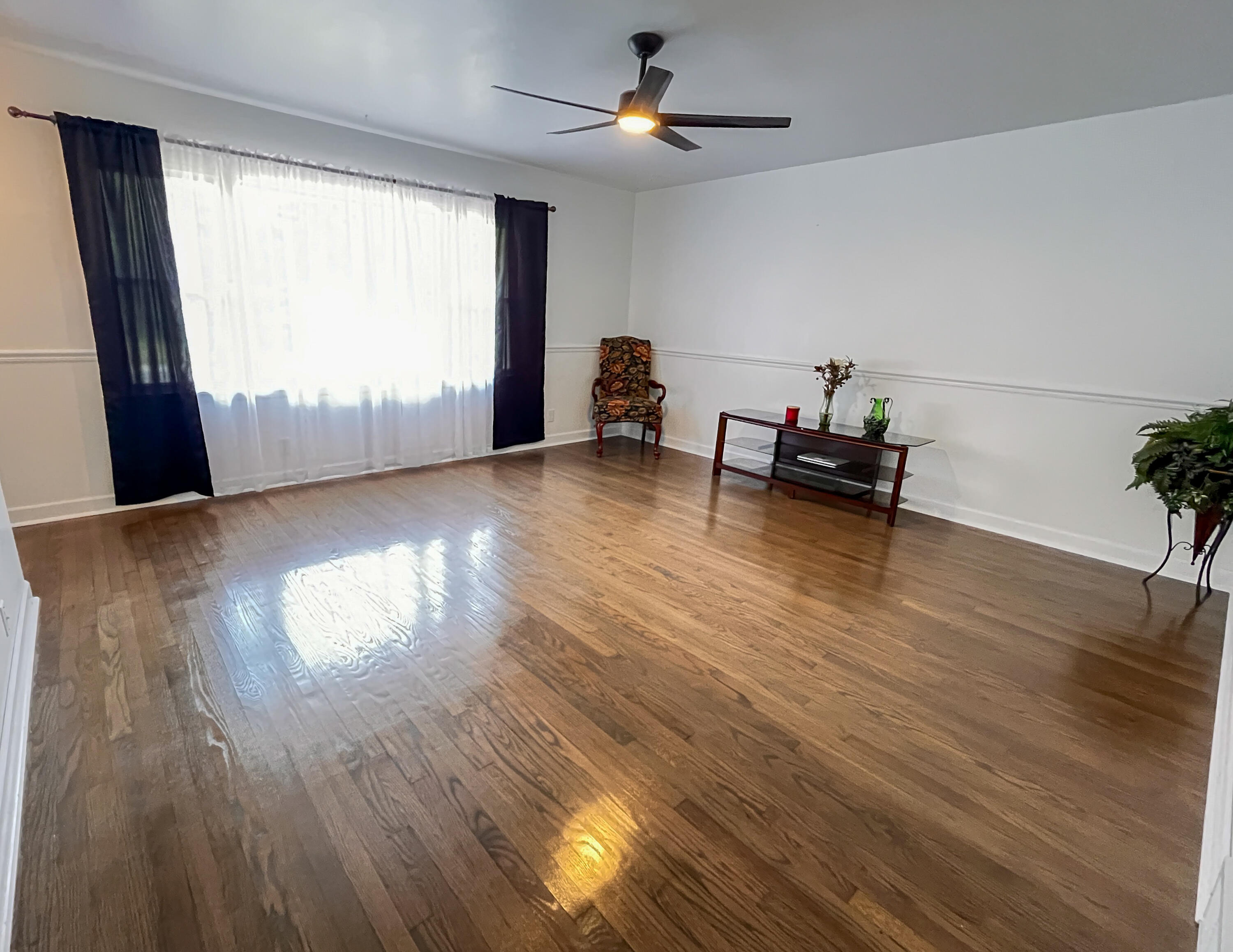 5315 West Portage Avenue Milwaukee, WI 53223 - Photo 2 of 23 living room with picture window