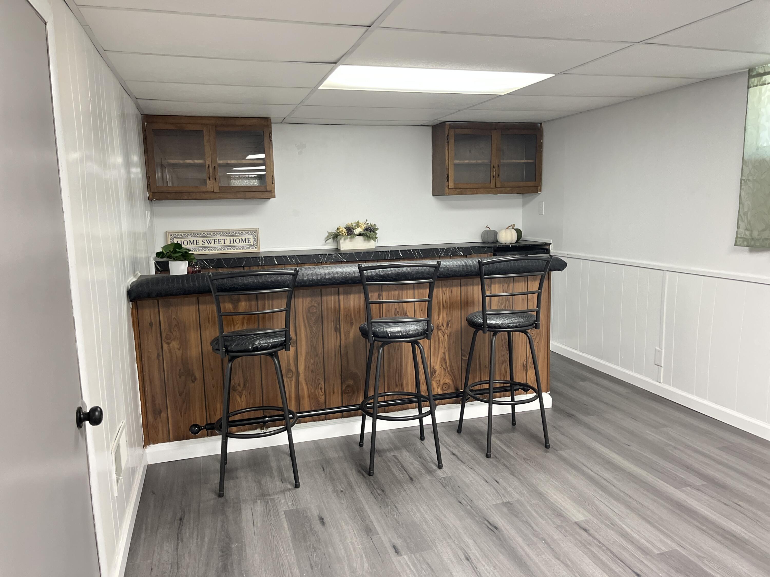 5315 West Portage Avenue Milwaukee, WI 53223 - Photo 21 of 23 IMG_5430