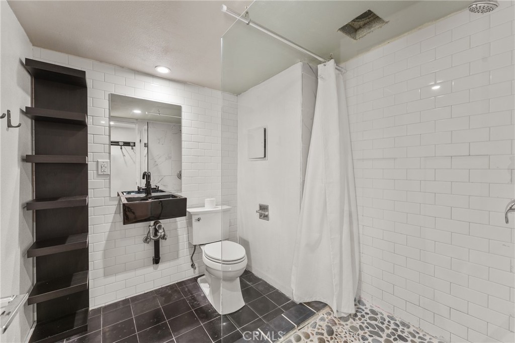 3172 Cary Street Riverside, CA 92504 - Photo 12 of 32