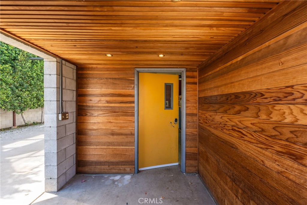 3172 Cary Street Riverside, CA 92504 - Photo 5 of 32