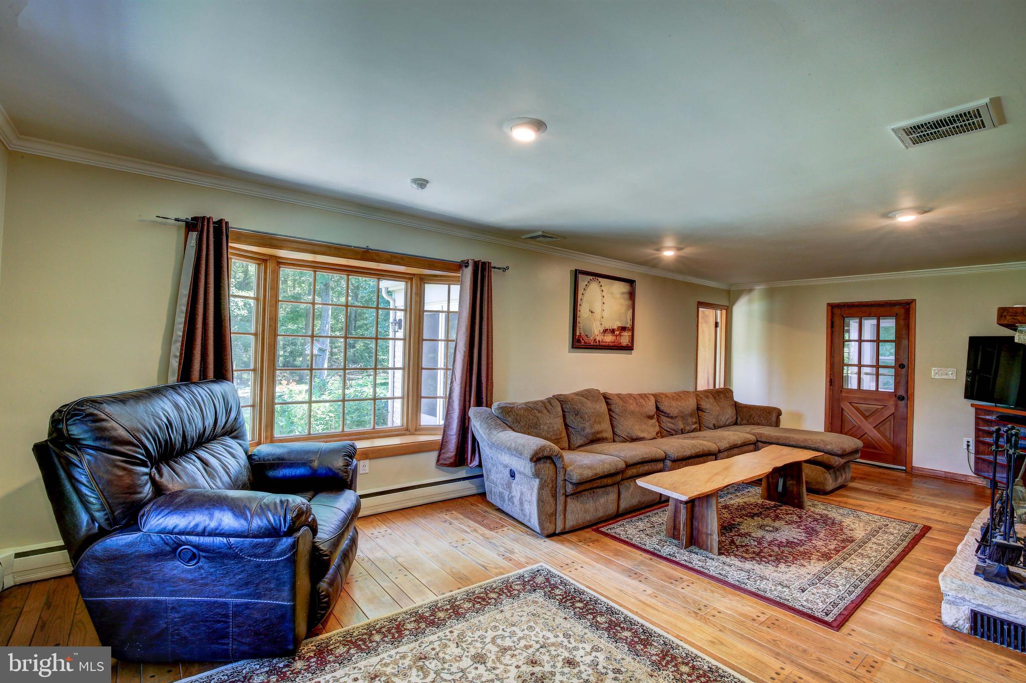 731 Silver Run Valley Road Westminster, MD 21158 - Photo 7 of 59 Gallery Image 7
