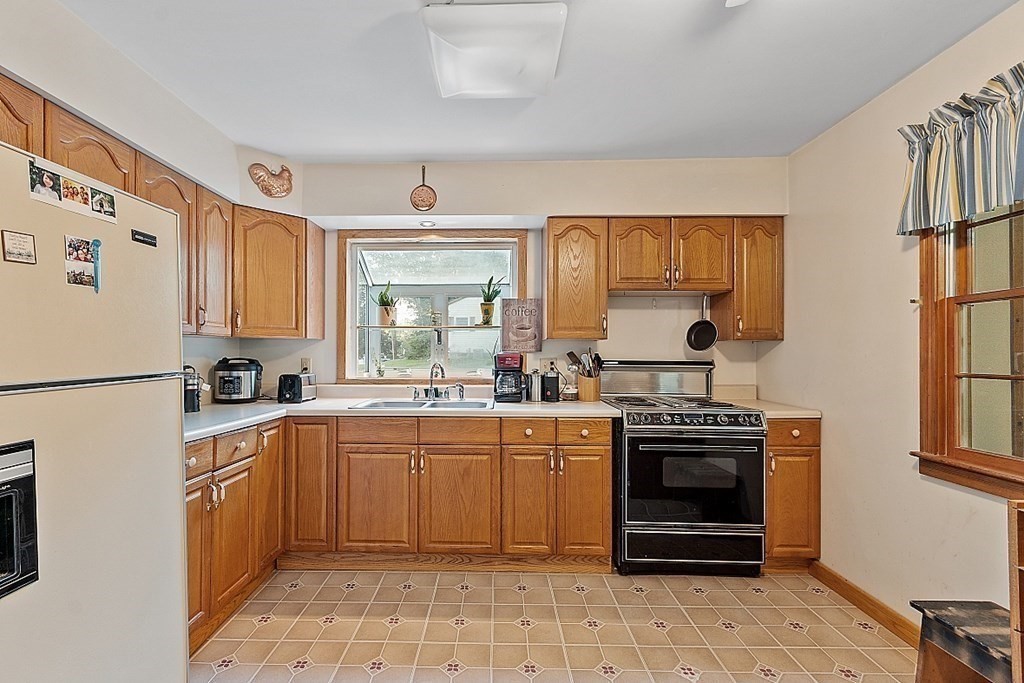 31 Bean Road Sterling, MA 01564 - Photo 14 of 35 Gallery Image 14