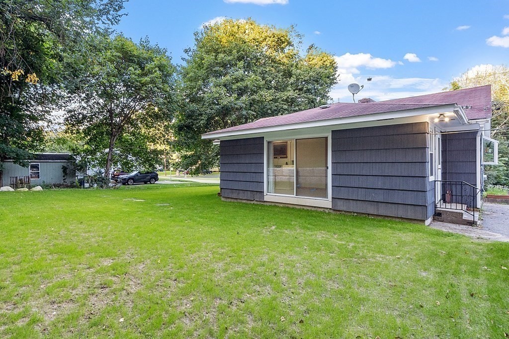 31 Bean Road Sterling, MA 01564 - Photo 8 of 35 Gallery Image 8