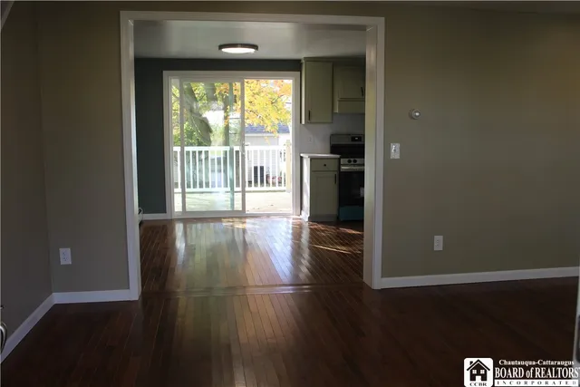 $374,900 | 7 Hillcrest Drive, Pomfret, NY 14063