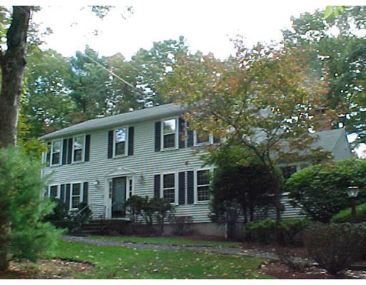 32 Ridge Road Walpole, MA 02081 - Photo 1 of 15 Gallery Image 1