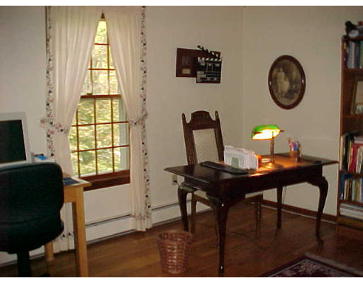 32 Ridge Road Walpole, MA 02081 - Photo 13 of 15 Gallery Image 13