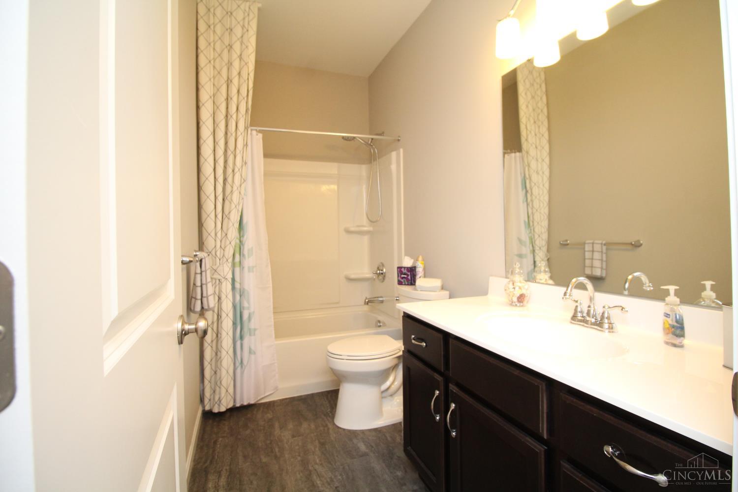 5330 Mariners Way Hamilton, OH 45011 - Photo 21 of 31