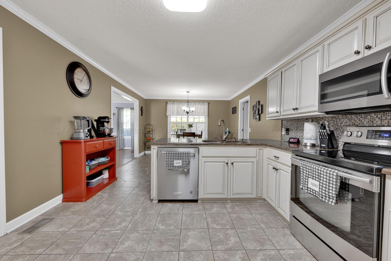 3900 Fox Run Jasper, AL 35504 - Photo 10 of 32 Gallery Image 10