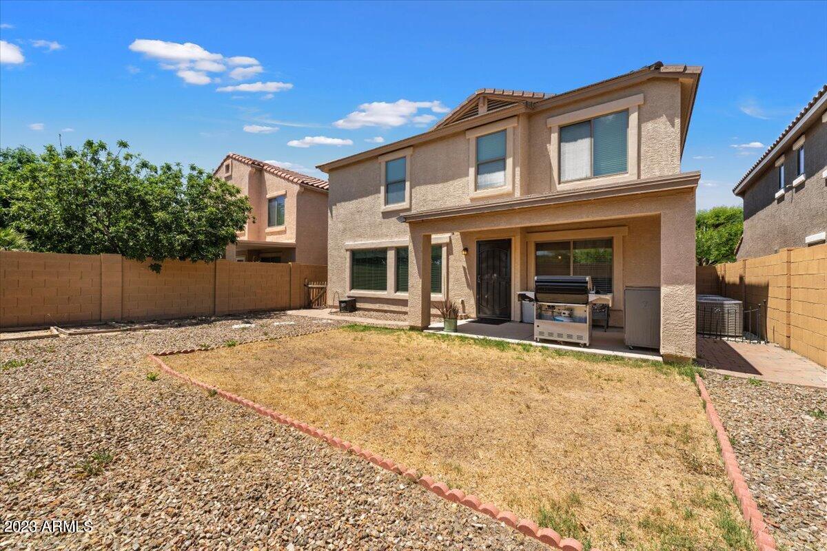 3475 South Rim Road Gilbert, AZ 85297 - Photo 14 of 16 24-Backyard