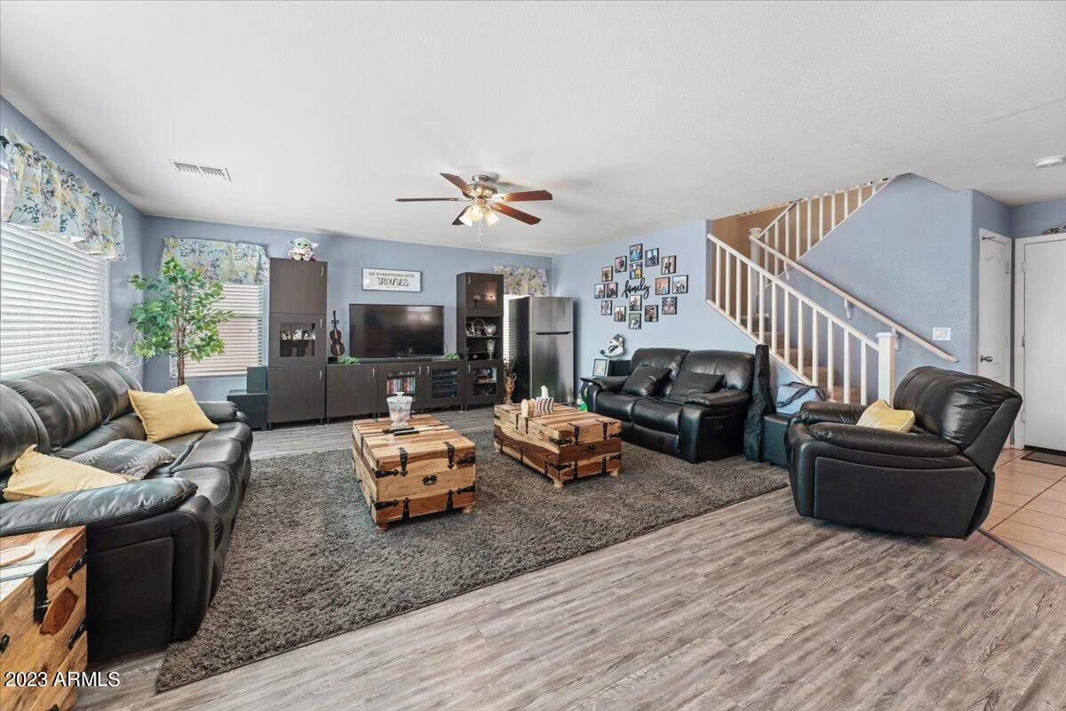 3475 South Rim Road Gilbert, AZ 85297 - Photo 3 of 16 07-Family Room