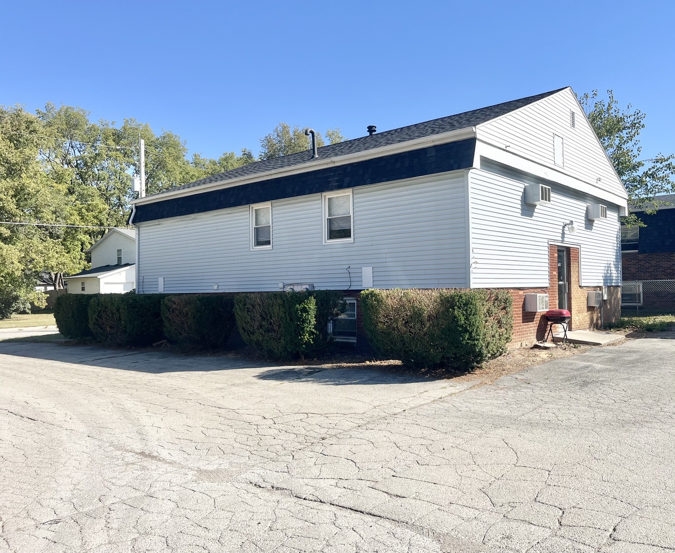 1215 Wall Street Normal, IL 61761 - Photo 2 of 21