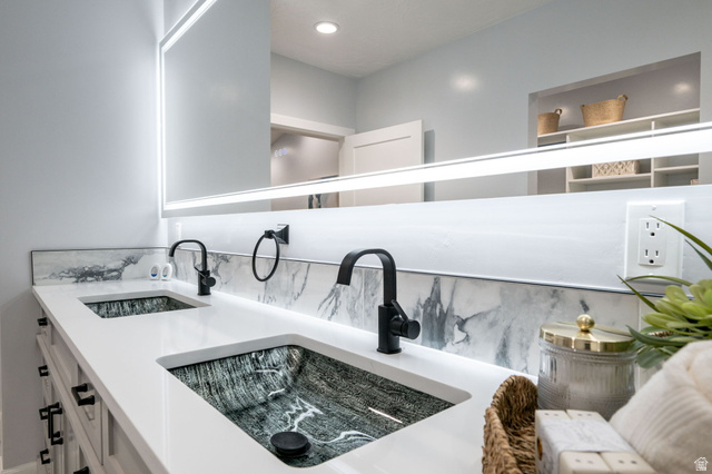 476 Spring Drive Toquerville, UT 84774 - Photo 48 of 95 Bathroom view of double vanity and an outdoor fire pit