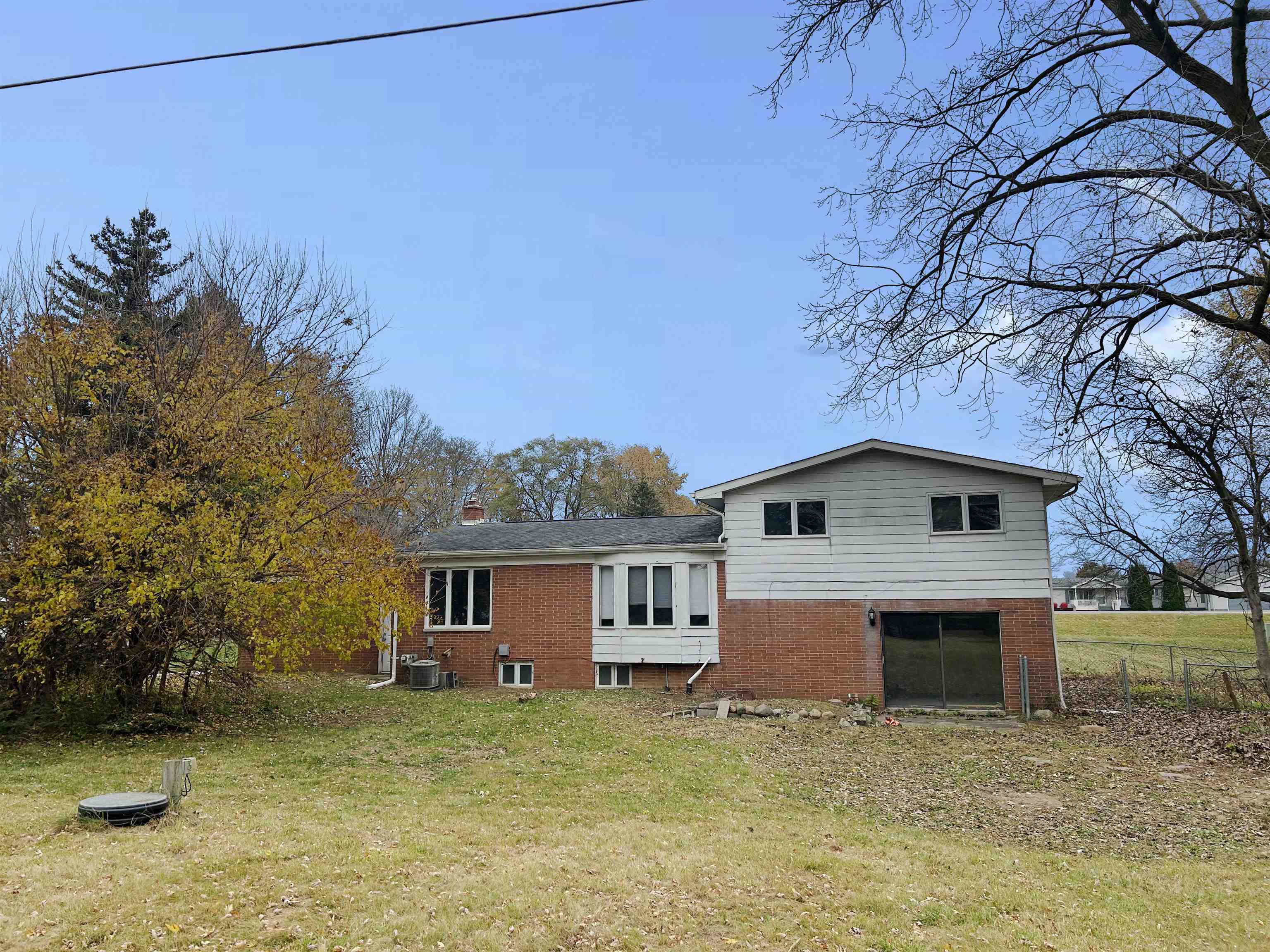 5320 Duffield Road Swartz Creek, MI 48473 - Photo 17 of 17 50160636-0fb0a0b6-6d56-4c15-a702-ea9b2fc7f68b.JPG