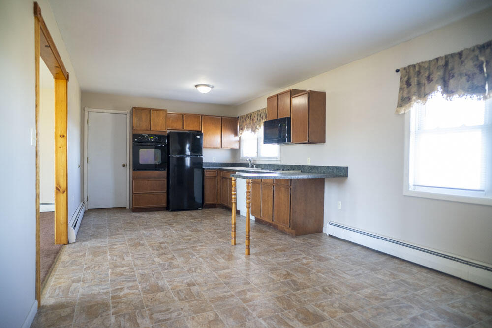 143 Moffitt Road Plattsburgh, NY 12901 - Photo 3 of 21 Gallery Image 3