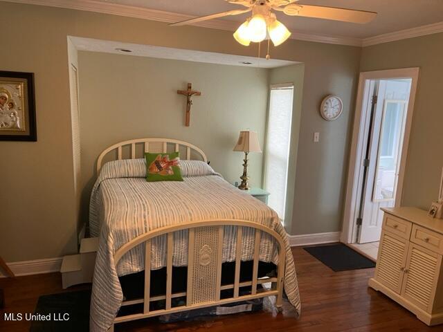 1916 2nd Street, Unit 2 Gulfport, MS 39501 - Photo 8 of 10 Front Bedroom