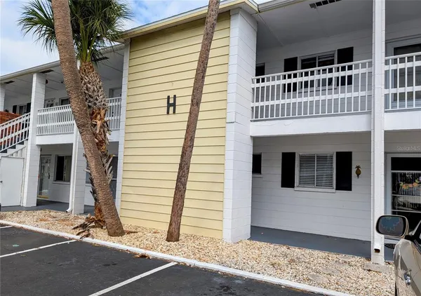 $91,000 | 1545 Pleasant Road, Unit H23, Bradenton, FL 34207