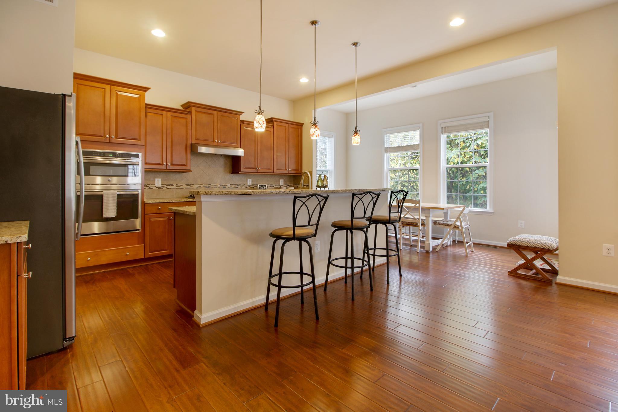 7309 Hayfield Road Alexandria, VA 22315 - Photo 8 of 41 Gallery Image 8