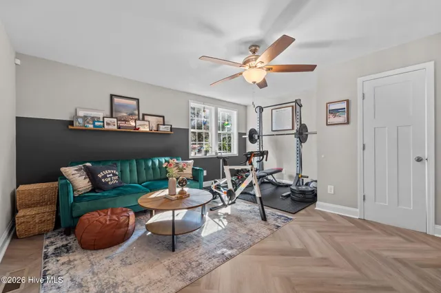 $379,000 | 401 Crestview Road, Southern Pines, NC 28387