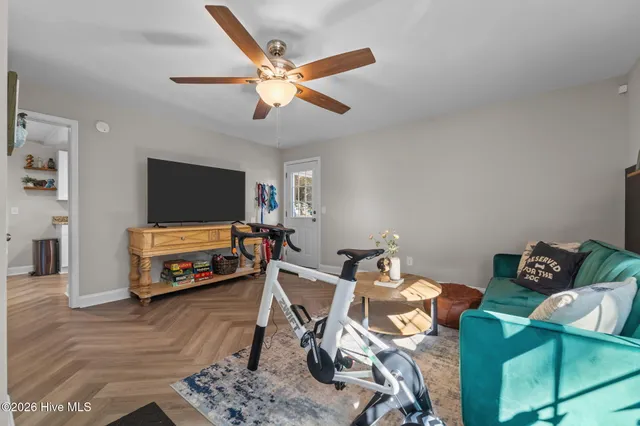 $379,000 | 401 Crestview Road, Southern Pines, NC 28387