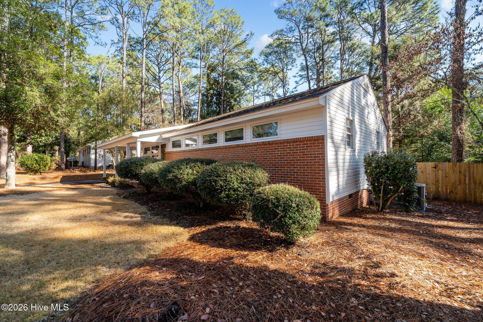 401 Crestview Road Southern Pines, NC 28387 - Photo 5 of 54 cre49