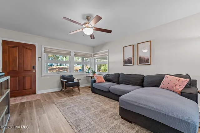 $379,000 | 401 Crestview Road, Southern Pines, NC 28387