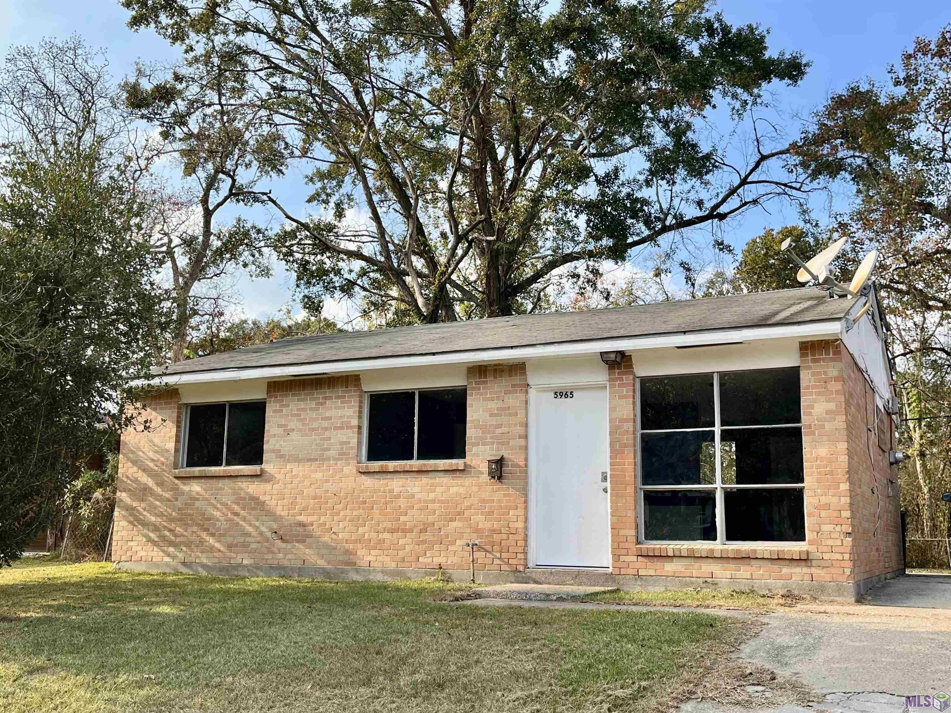 5965 Denova Street Baton Rouge, LA 70812 - Photo 1 of 10