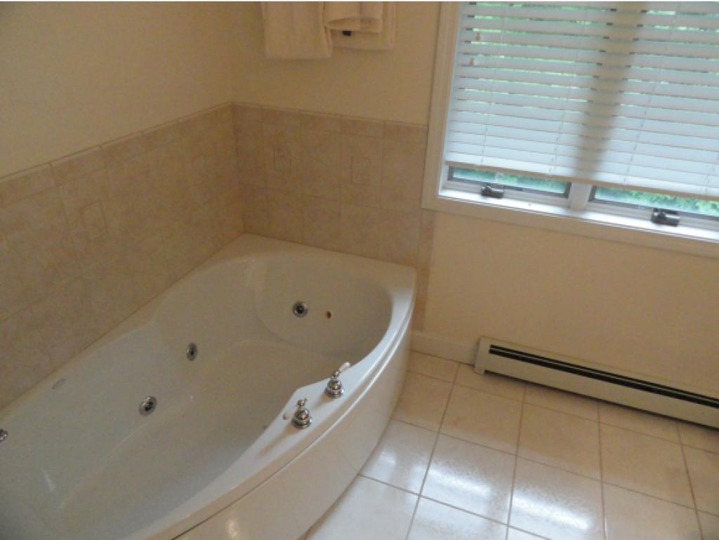 41 A Westview Road, Unit 41A Lincoln, NH 03251 - Photo 10 of 14 Gallery Image 10