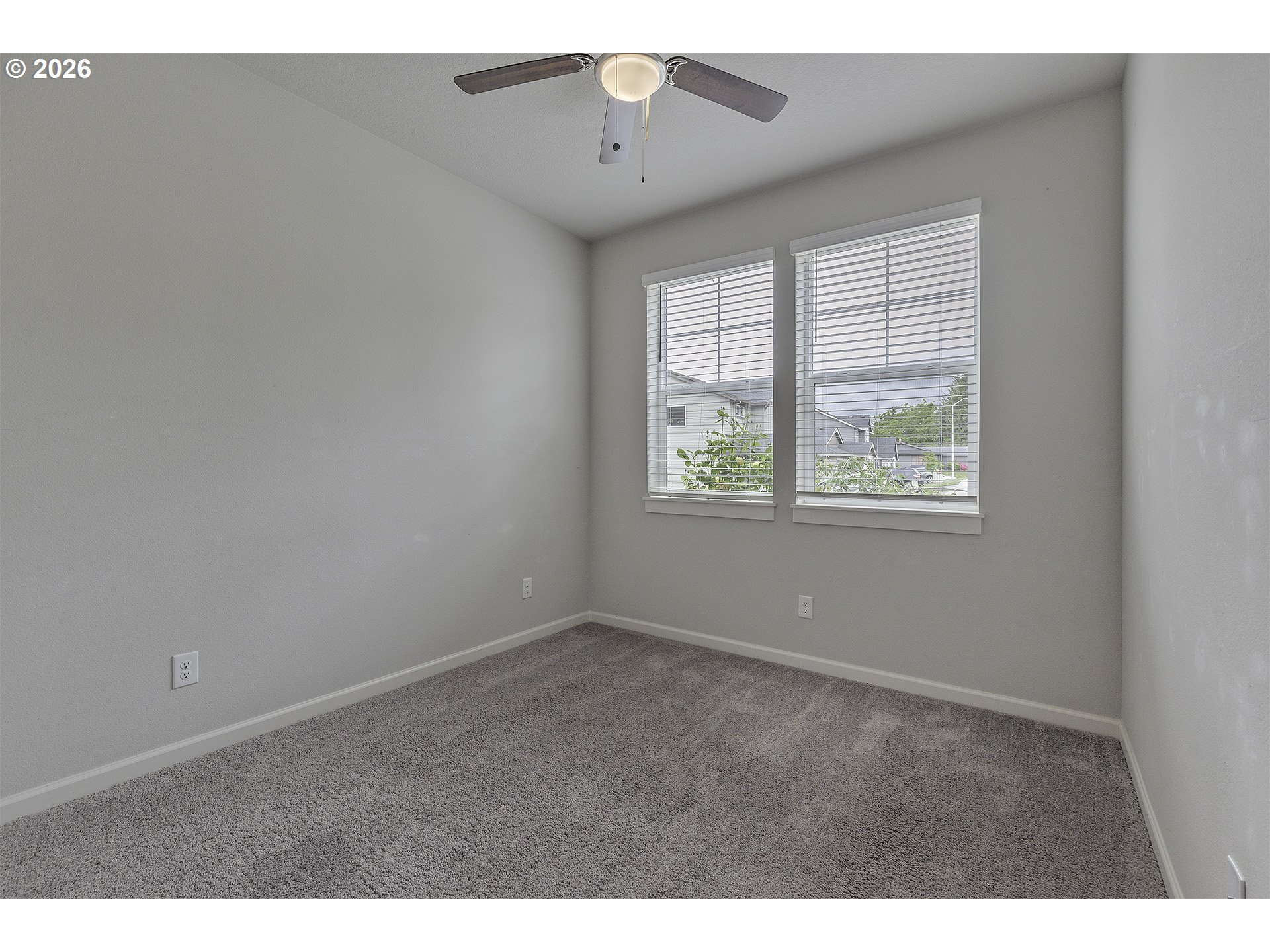 59580 Emerald Loop St. Helens, OR 97051 - Photo 4 of 30