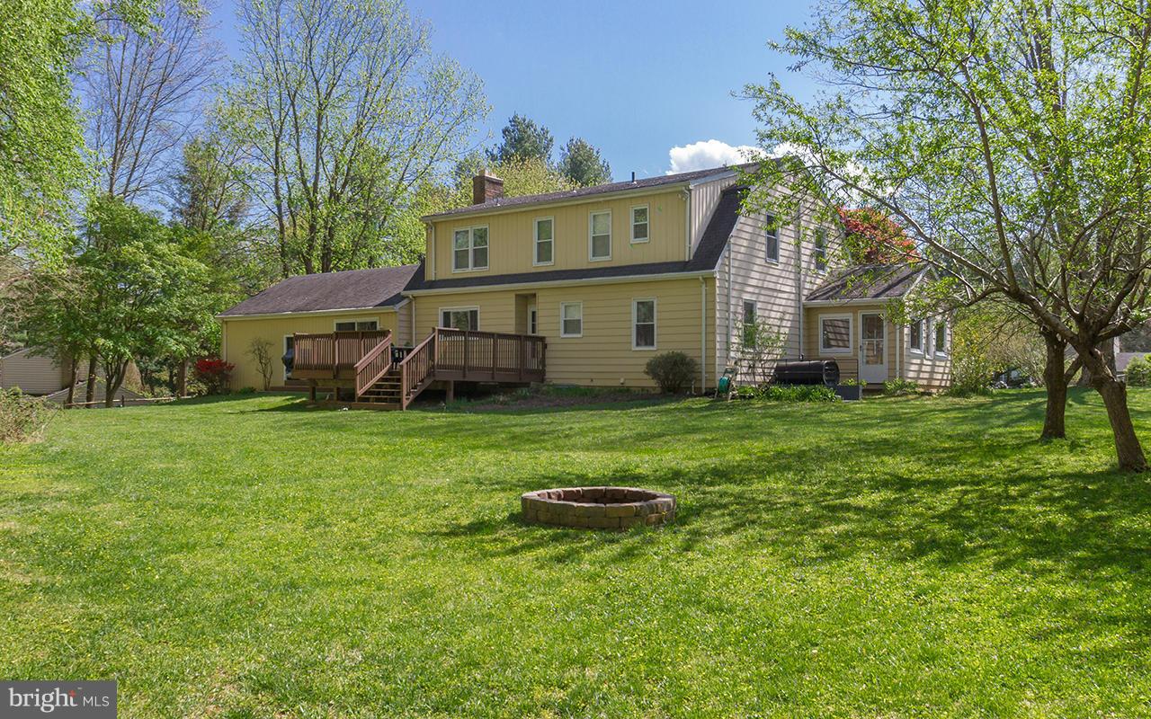 17213 Whiteley Road Monkton, MD 21111 - Photo 6 of 30 Splendid Back yard