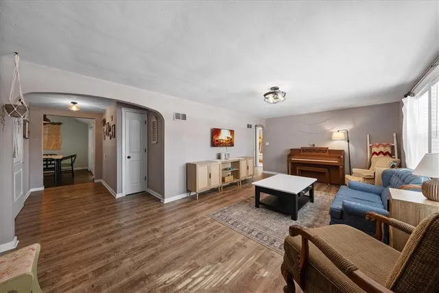 $262,000 | 414 North Randolph Street, Pleasant Hill, MO 64080