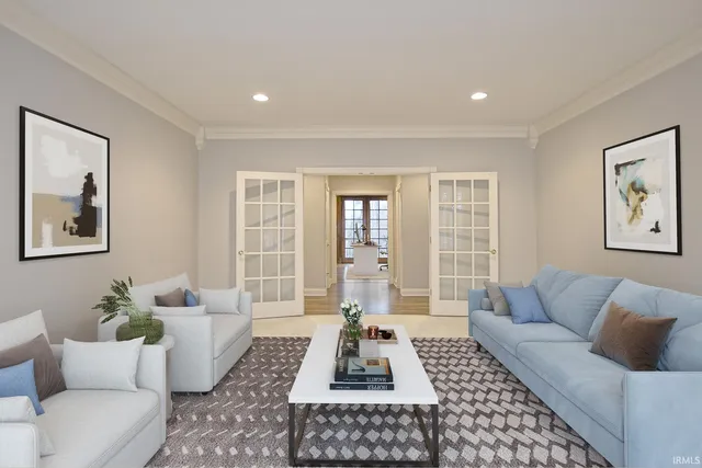 $859,700 | 1101 Suwannee Drive, Evansville, IN 47725