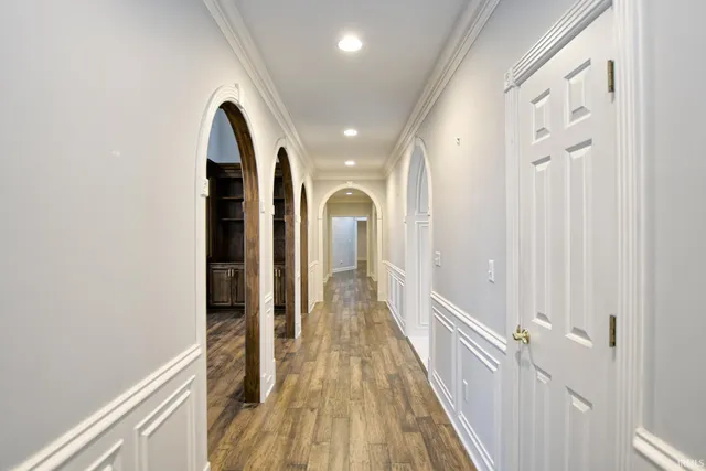 $859,700 | 1101 Suwannee Drive, Evansville, IN 47725