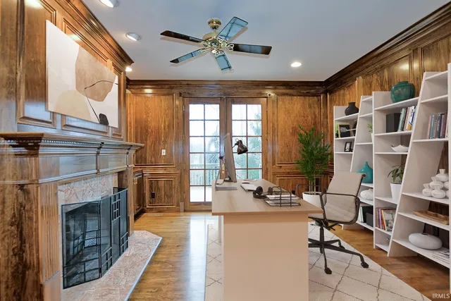 $859,700 | 1101 Suwannee Drive, Evansville, IN 47725