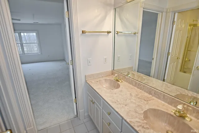 $859,700 | 1101 Suwannee Drive, Evansville, IN 47725