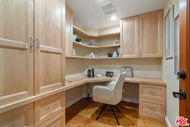 $1,749,995 | 6414 Lunita Road, Malibu, CA 90265