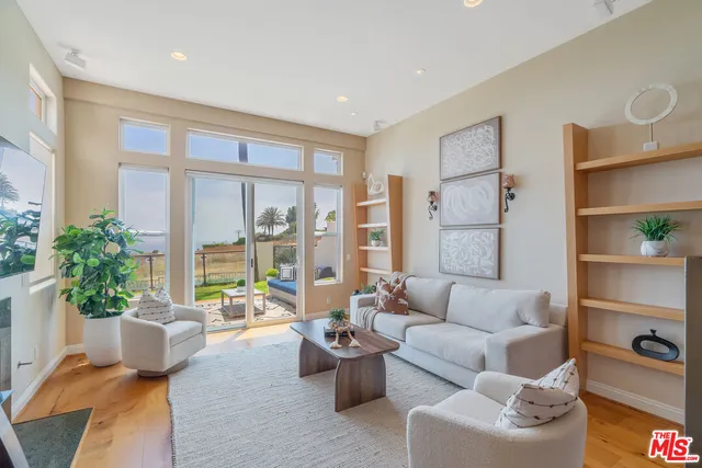 $1,749,995 | 6414 Lunita Road, Malibu, CA 90265