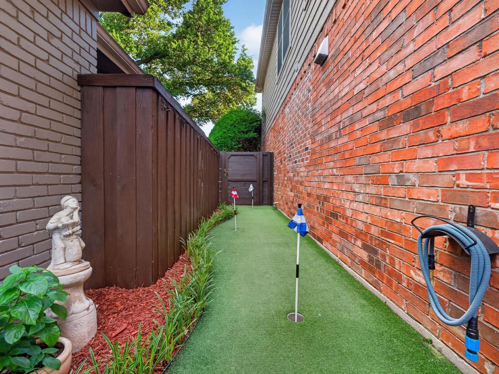 4003 Rive Lane Addison, TX 75001 - Photo 28 of 40