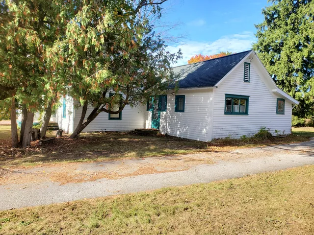 $134,900 | 306 North Carland Street, Marion, MI 49665